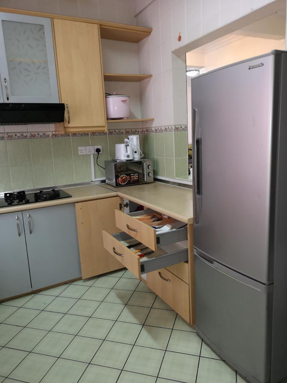 Marimari Marina Service Condo Kota Kinabalu Buitenkant foto