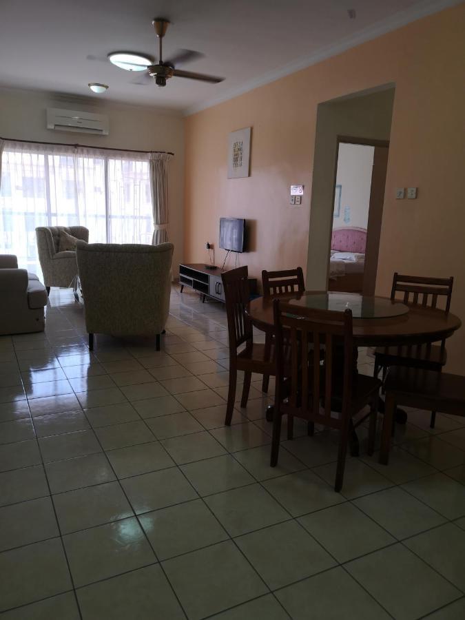 Marimari Marina Service Condo Kota Kinabalu Buitenkant foto
